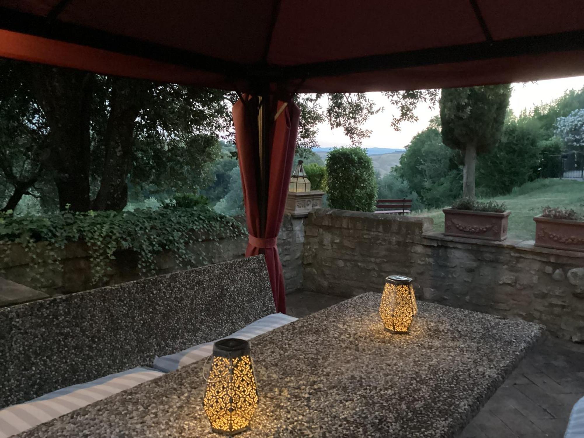 La Casa D'Ambra Villa Torre A Castello Luaran gambar